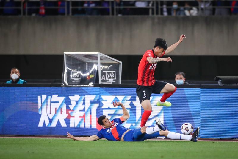  科雷兹兄弟德比战，双方握手言和各取一分